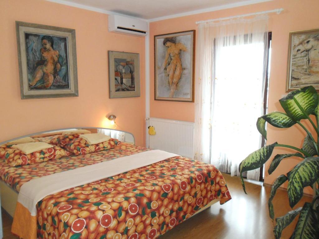 Apartments Kestenovi Dvori Opatija Habitación foto